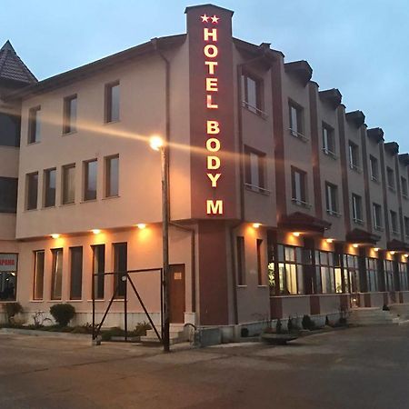 Hotel Body M Vratsa Bagian luar foto